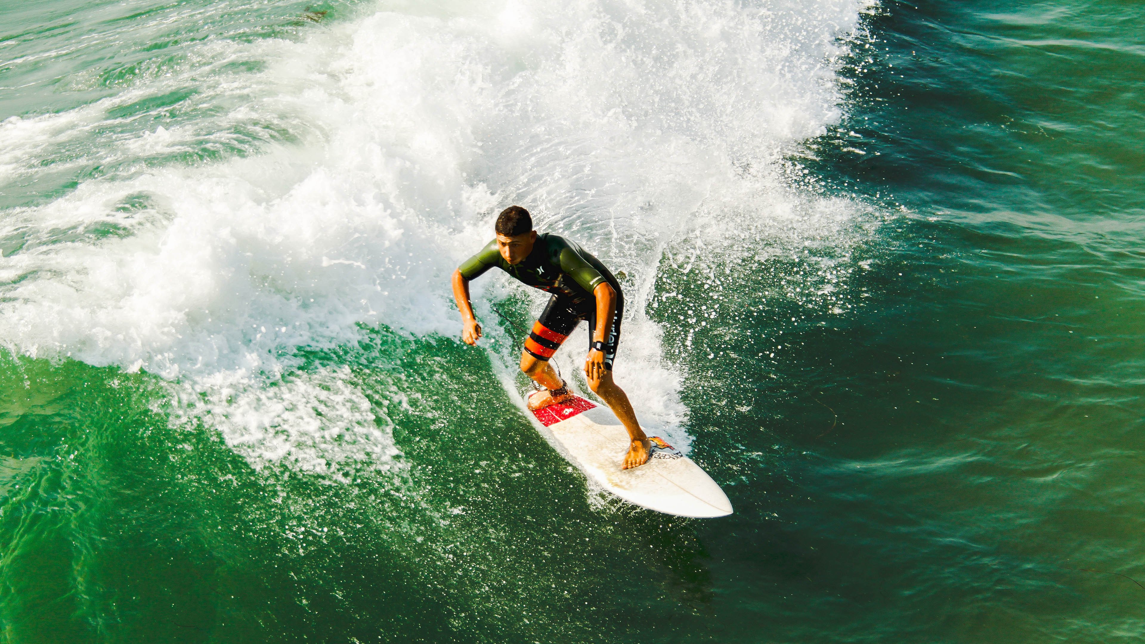申花攻守稳定性提升斯卢茨基体系成型,申花球员申思